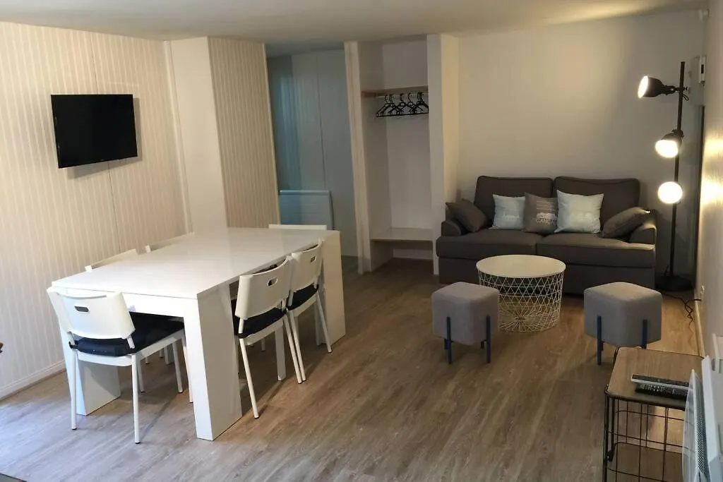 Apartment Ideal-A 1 Mn Plage/Sillon -Jardin Prive- 1/6 Pers Saint-Malo