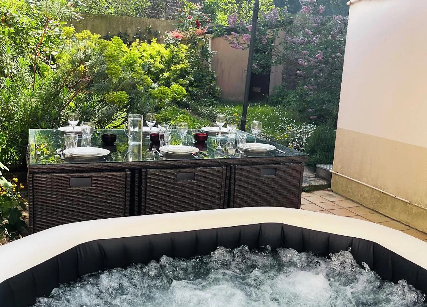 Ideal - Plage, Jardin & Jacuzzi, Proche Plage Et Thalasso - 1 A 6 Personnes contacts